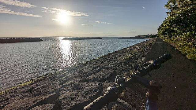 石垣島西部的海邊步道