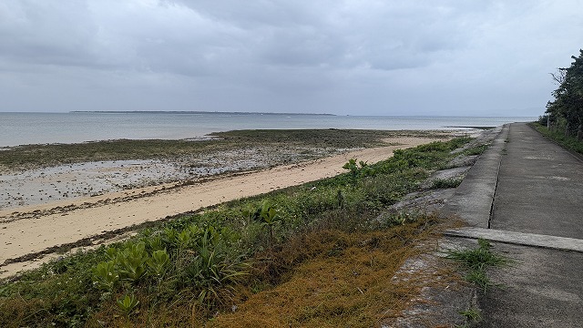 海邊步道和岩場