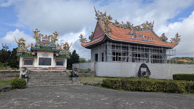 唐人墓與建設中的唐人墓